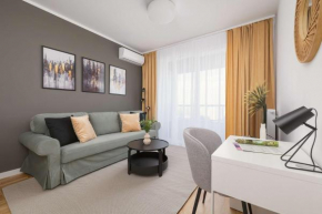 Apartamenty Urban Sunset w Katowicach, blisko Spodka i parku z Parkingiem, Klimatyzacją i Balkonem by Noclegi Renters